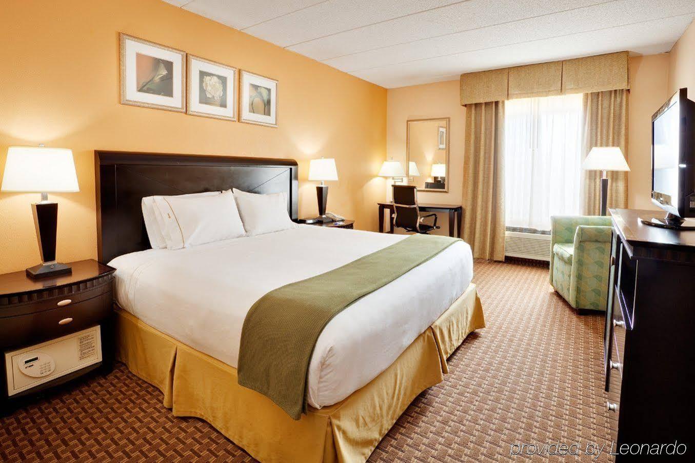 Baymont By Wyndham East Windsor Bradley Airport Hotel Buitenkant foto